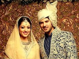 Her family is settled in chennai and her father is a renowned. Amal Sufiya Bio Family Facts Of Dulquer Salmaan S Wife