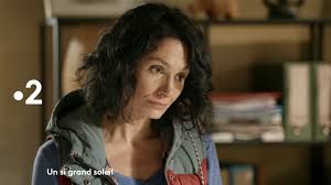 ☀️ compte officiel de la série #unsigrandsoleil. Un Si Grand Soleil La Bande Annonce Des Episodes Du 11 Au 15 Janvier 2021 Trailer Un Si Grand Soleil Saison 3 Allocine