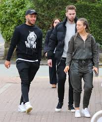 Alex oxlade chamberlain is neither married nor engaged; Liverpool Player Alex Oxlade Chamberlain And Little Mix Star Perrie Edwards Go Casual On Cheshire Date Manchester Evening News