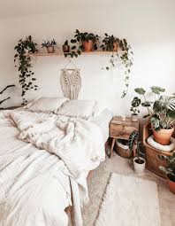 10 Style Tips For Your Boho Bedroom Diy Darlin In 2020 Bedroom Makeover Minimalist Bedroom Bedroom Interior