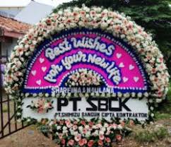 Parsel lebaran / parcel idul fitri, parcel natal, parcel imlek tersedia di setiap moment bahagia tsb. Toko Bunga Dekat Summarecon Bekasi 081288777361 Athaya Florist