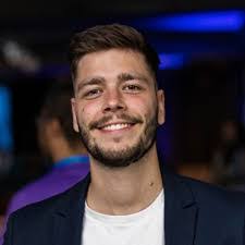 Dylan Preis's Instagram, Twitter & Facebook