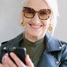 The BETHNAL GREEN BOOK of the DEAD eBook : Cummings, Violet, BEN, SAUL:  Amazon.ca: Kindle Store