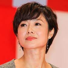 年明け早々から視聴者に衝撃を与えた ｎｈｋの有働由美子 ４８ アナの あさイチ 卒業報道 ３月いっぱいでの降板が明らかに 有働 アナ自ら プライベートを充実させたい と直訴し 要望が通った形です ヘアスタイリング 有働由美子 四角顔