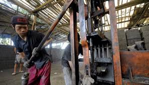 Informasi harga semen terbaru juli 2021 terlengkap. Peluang Bisnis Material Bangunan Disaat Meroketnya Harga Properti Foto Tempo Co