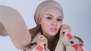 Dah ramai student yang bagitahu dorm ni keras. Siti Sarah Dimarahi Usahawan Wanita Didakwa Menutup Pintu Rezeki Orang Lain Sensasi Selebriti