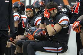 When college football teams stray from their classic looks, the images are burned in our brains forever — for better or worse. Why Oregon State S New Uniforms Are Trash Building The Dam