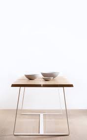 Solid Oak Table With White Steel Legs Minimalistisch Meubilair Eettafel Ontwerp Tafel Ontwerp