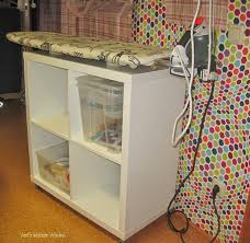 Veri S Kleiner Winkel Mobiles Bugelbrett Nahzimmer Speicher Ikea Diy Bugelbrett