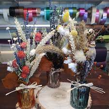 Lamboo dried & deco is a producer of dutch dried flowers. Natural Dried Flowers Jars Florist Shop Best Buds Florists Dublin