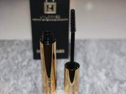 This palette contains four exclusive shades, including a finishing powder, bronzer, blush and metallic strobe powder, which are formulated with the brand's … Hourglass Unlocked Instant Extensions Mascara Review Out Now