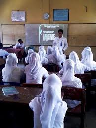 Tes urine adalah upaya mendeteksi dini pegawai dan juga security pegadaian syariah. Kanwil Kementerian Agama Provinsi Aceh Seuramo