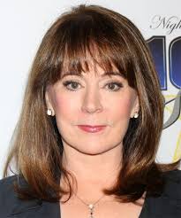 We provide easy how to style tips as well as letting you know which hairstyles will match your face shape, hair texture and hair density. Patricia Heaton Hairstyles Hair Cuts And Colors