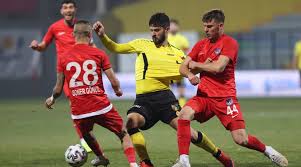 Lig ekibi i̇stanbulspor, 10 yıl boyunca esenyurt necmi son olarak karşılaşmalarını olimpiyat stadı'nda oynayan sarı siyahlılar alınan yeni kararla birlikte. Istanbulspor Keciorengucu Macinin Akabinde 8futbolvideos