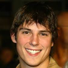 Sean Faris