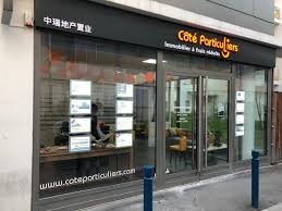 L'agent immobilier est un intermédiaire professionnel dont le rôle est de réaliser des transactions immobilières : Evreux