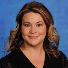 Ashley Cooler's Instagram, Twitter & Facebook