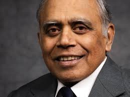 Electrical engineering professor recognized with Palmer Faculty Mentoring  Award