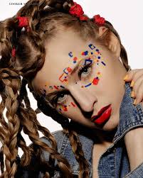 Uwielbiam to ile mam w życiu różnych możliwości, okazji, szans by poznawać  super osoby i tworzyć wspólnie właśnie takie i inne projekty 🥹🌸 Łapcie  efekty sesji stylizowanej, inspirowanej filmem „Mean girls” 🔥💄