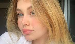 La figlia di al bano ha condiviso alcune foto sui social mostrando a tutti il suo fidanzato. Jasmine Carrisi Presenta Il Nuovo Fidanzato Alessandro Greco