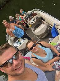 Motor boating in Sturgeon Bay Harbor, Door County