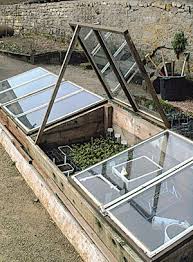 Semer Sous Chassis Choisir Les Bons Legumes Amenagement Jardin Amenagement Jardin Recup Jardin Recup