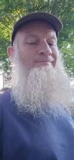 Happy FRIYAY! Started Friday with some tpain and Luda. This one is my go  to. Time flies and the music makes it a whole! Hope everyone has a great  day and weekend!