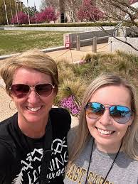 Margaret Feldman's Instagram, Twitter & Facebook