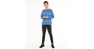 Find a great design from among our numerous options. Blue Bee Embroidered Sweatshirt New Look