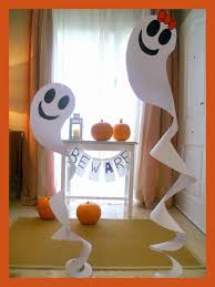 Adornos para halloween faciles de hacer. Tarde De Hadas Decorar La Casa Para Halloween Decoracion Halloween Decoracion De Halloween Casa Halloween
