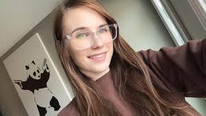 Alyssa Pettit's Instagram, Twitter & Facebook