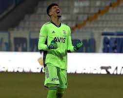 Altay bayındır forma numarası kaç? Altay Bayindir Mujdeyi Verdi Euro 2020 De Iyilesmis Olacagim Fenerkolik Org