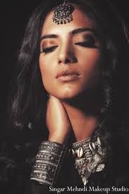 Photo Indian Wedding Bridal Makeup Indian Skin Makeup Photoshoot Makeup Tanned Makeup