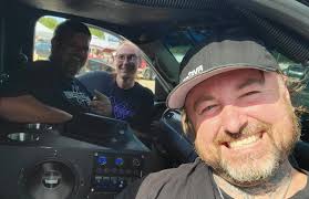 I'm parting out the full interior of a 2001 gmc safari. Everything is in  great shape. Seats, bench seats, headliner, carpet is dirty but csn be  cleaned/shampooed nothing crazy. What does interior