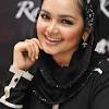 Siti sarah became popular after participating in bintang rtm 2001 programme and went on to win best new artiste, best pop album and best album at the music industry award (aim) 2003. 1
