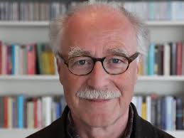 Interview Prof. Dr. Greg Benner