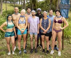 He triumphed in the final challenge, a gruelling endurance test, precariously perched on narrow pedestals in lapping ocean waves. How Long Are Survivor Contestants On The Island