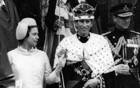 Queen And Duke Of Edinburgh Recreate Prince Of Wales Investiture Prince Of Wales Prince Charles Prince