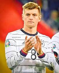 صور لاعبين توني كروس لاعب ريال مدريد facebook