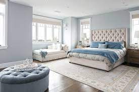 21 Lovely Traditional Bedrooms For A Warm Cozy Atmosphere Blue Master Bedroom Small Bedroom Remodel Blue Master Bedroom Decorating Ideas