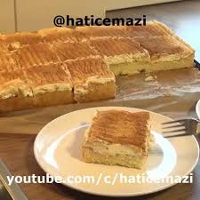 Herkese Mutlu Haftasonlari Hic Fantali Pasta Denedinizmi Bilmiyorum Ama Eger Yemediyseniz Mutlaka Yapin Derim Kolay Kol Yemek Tatli Tarifleri Yemek Tarifleri