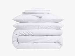 To give a helping hand on this issue, our team has briefly reviewed the top 10 best comforter sets. The 12 Best Comforter Sets Of 2021 Sleepauthorities