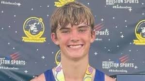 Andrew Rhoades's Instagram, Twitter & Facebook