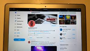 Check spelling or type a new query. Daftar Ukuran Cover Header Media Sosial Twitter Facebook Linkedin Youtube