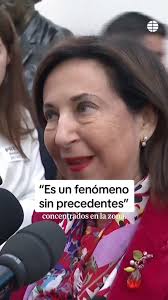 "Es un fenómeno sin precedentes" La ministra de Defensa, Margarita Robles,  ha confirmado el desplazamiento de 1.034 efectivos de la UME por la dana,  de los que 250 ya están actuando y el resto, 784, ...