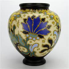Sold Price Gouda Regina Vase November 4 0115 11 00 Am Aedt Ceramics Gouda Gouda Netherlands