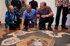 Pusat pengajian seni di kelantan khususnya teater akan dapat mengembalikan. Usm News Portal Oasis 2019 Curahan Kreativiti Pensyarah Pusat Pengajian Seni Usm