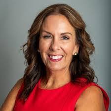 Erik Giron's Instagram, Twitter & Facebook