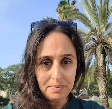 El tercer grupo de liberados, entre alegrías y pesar