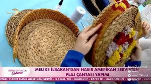 Penye ipten küçük cepli çanta yapımı: Ilmek Ilmek Canta Yapimi Facebook